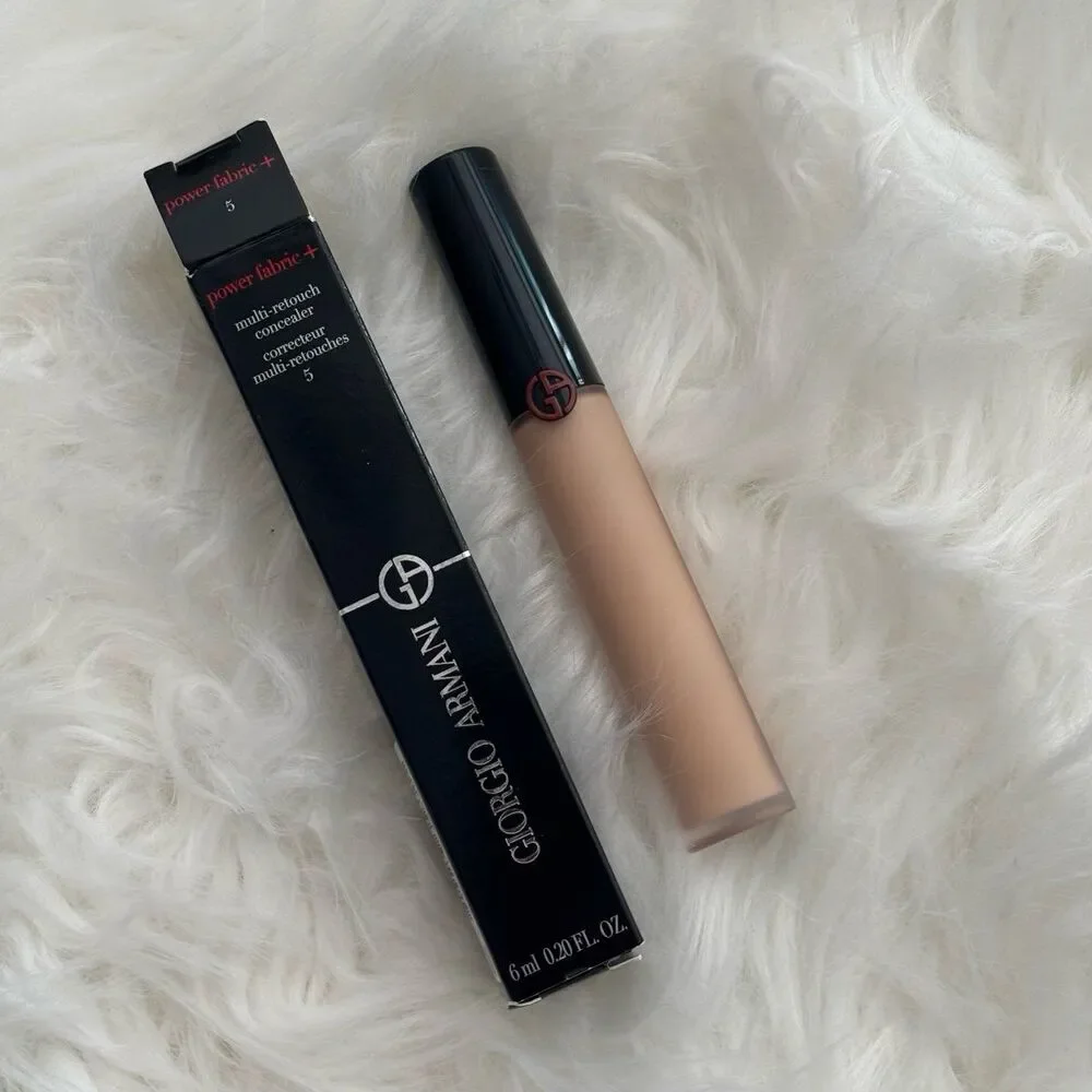 Giorgio Armani Beauty Power Fabric Concealer 5